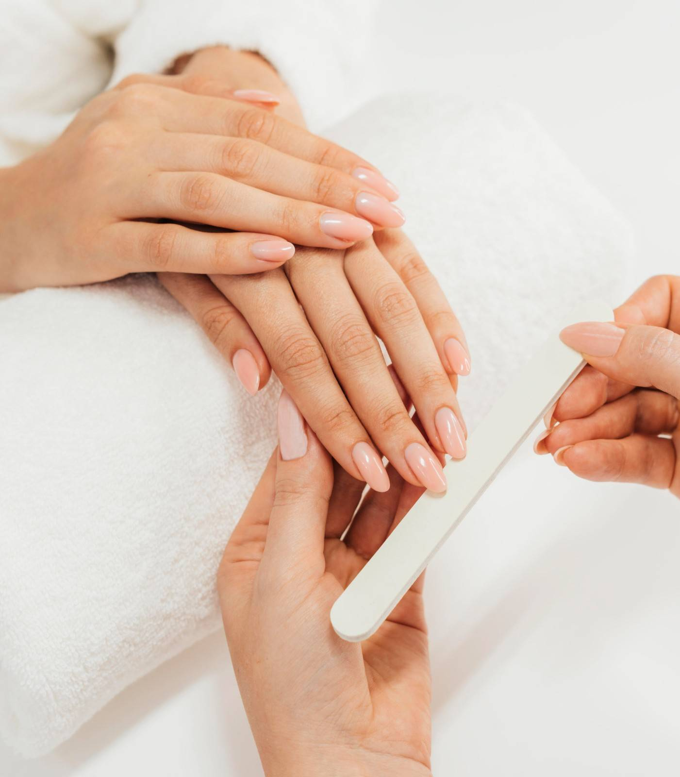العناية بالأظافر – Wonder Beauties