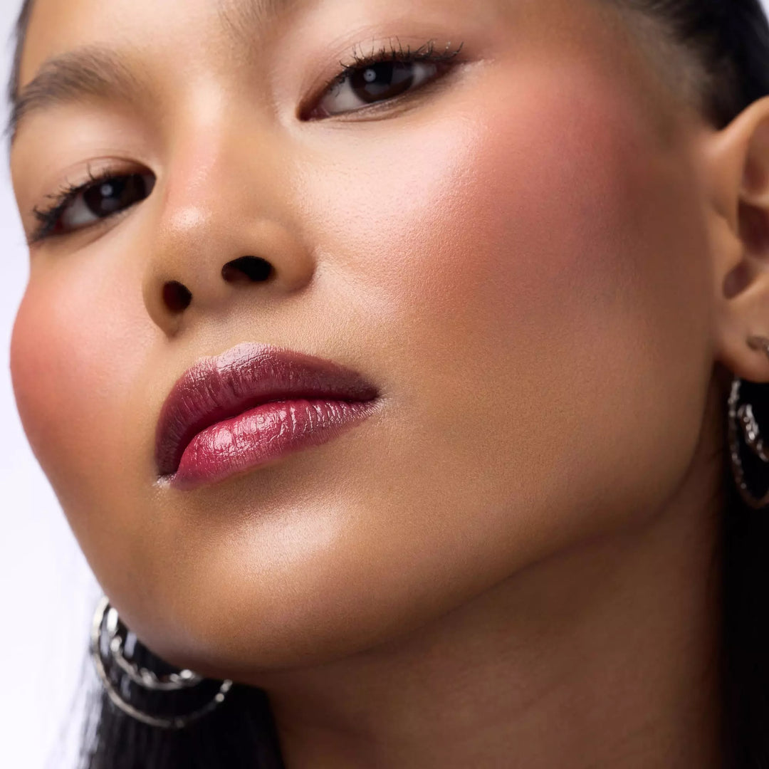 Catrice Dark Ruby Glow Lip Balm No.010 | كاتريس مرطب الشفاه دارك روبي جلو رقم 010