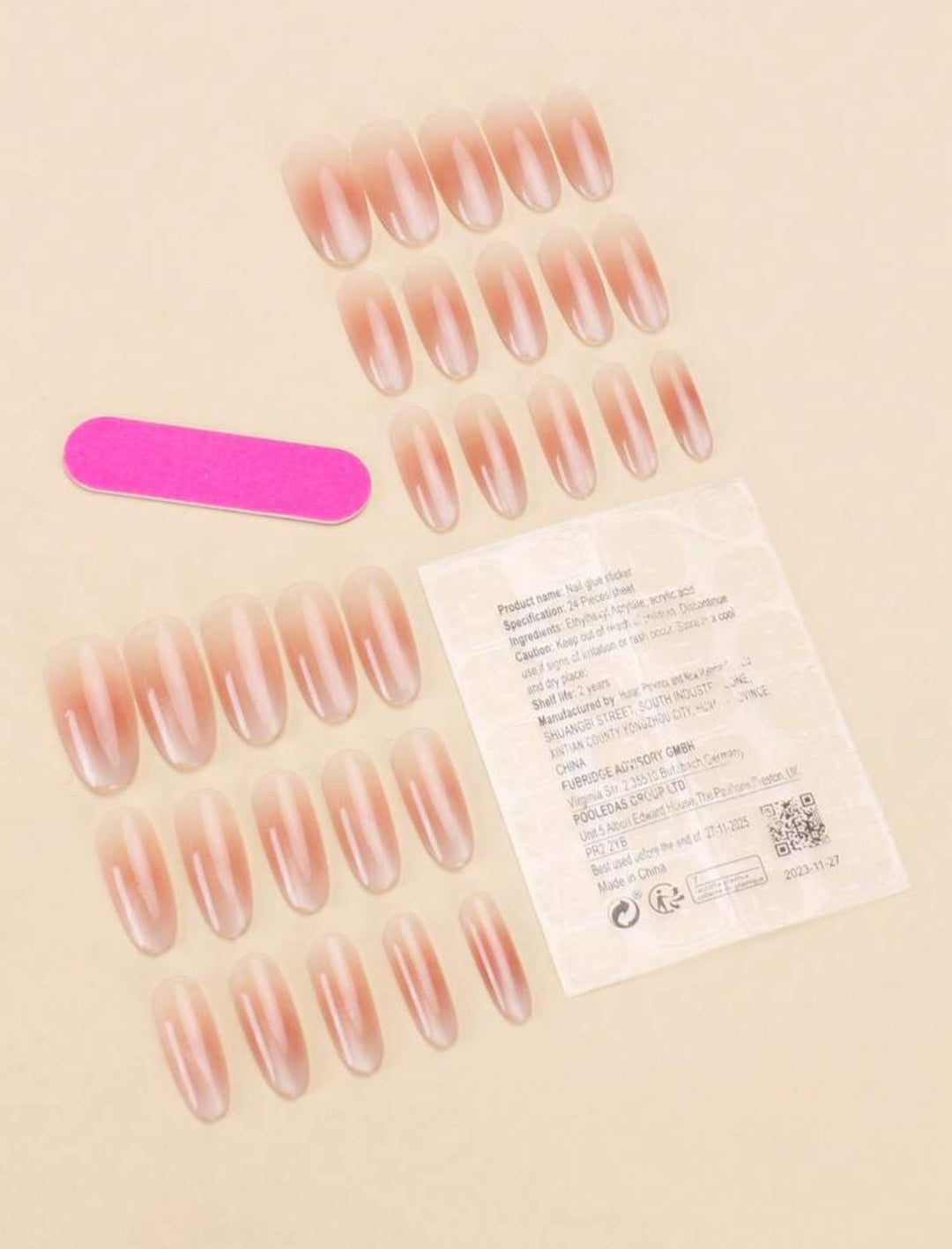 Natural Nails Design | طقم أظافر اصطناعية لاصقة