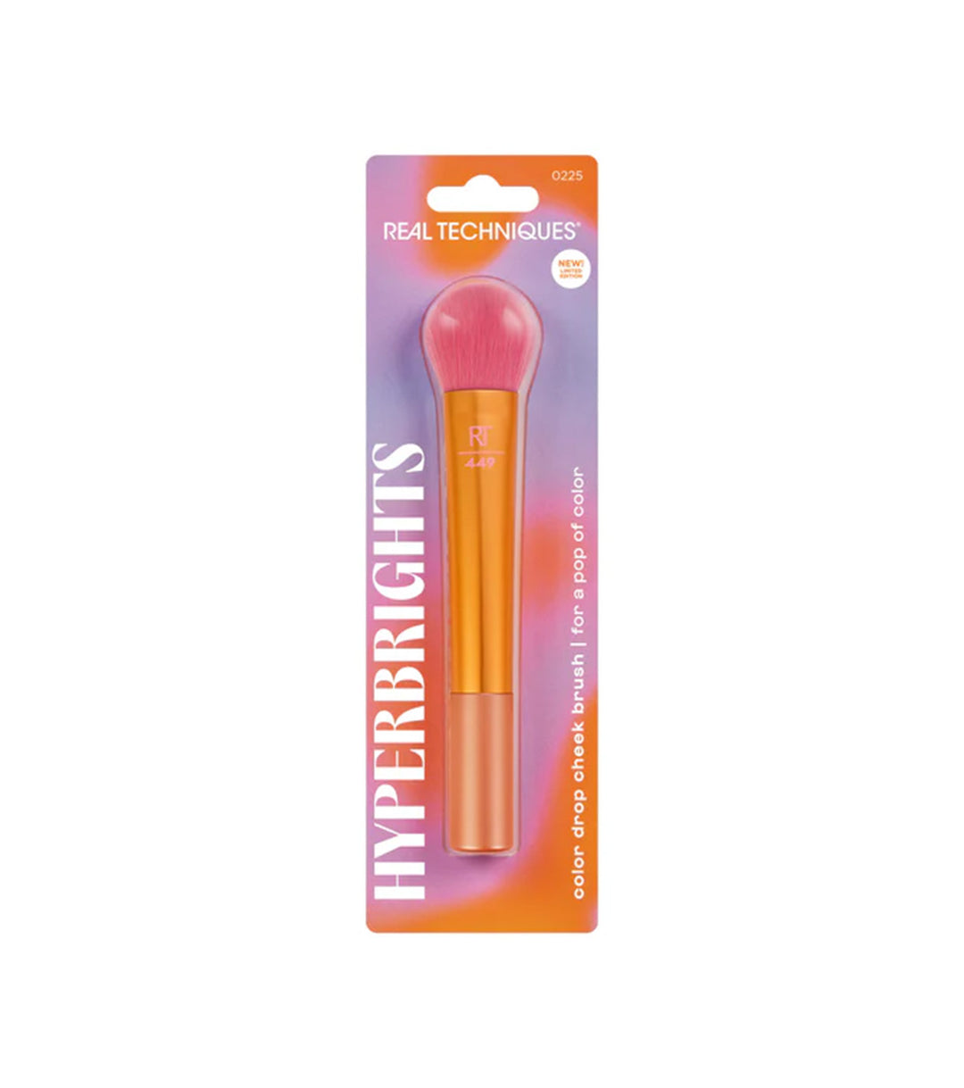 Real Techniques Hyperbrights Color Drop Cheek Brush | ريل تكنيك فرشاة مكياج لتطبيق البلاش