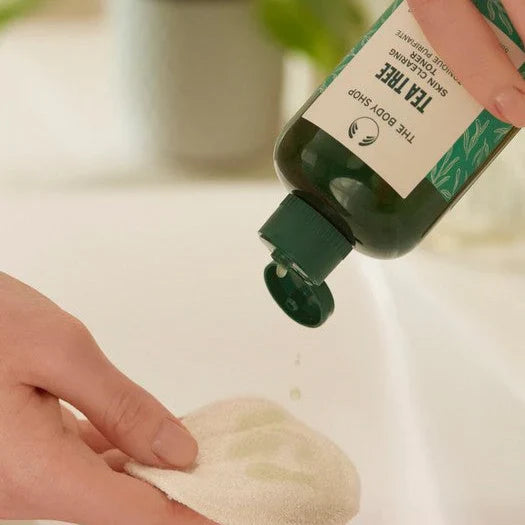 The Body Shop Tea Tree Skin Clearing Toner - 250ml | ذا بودي شوب تونر بشجرة الشاي منقي للبشرة - 250 مل