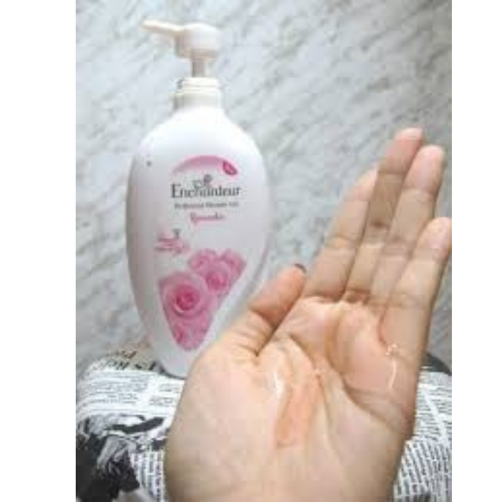 Enchanteur Perfumed Shower Gel Romantic - 550ml| انشانتر جل استحمام للجسم ومعطر -500مل