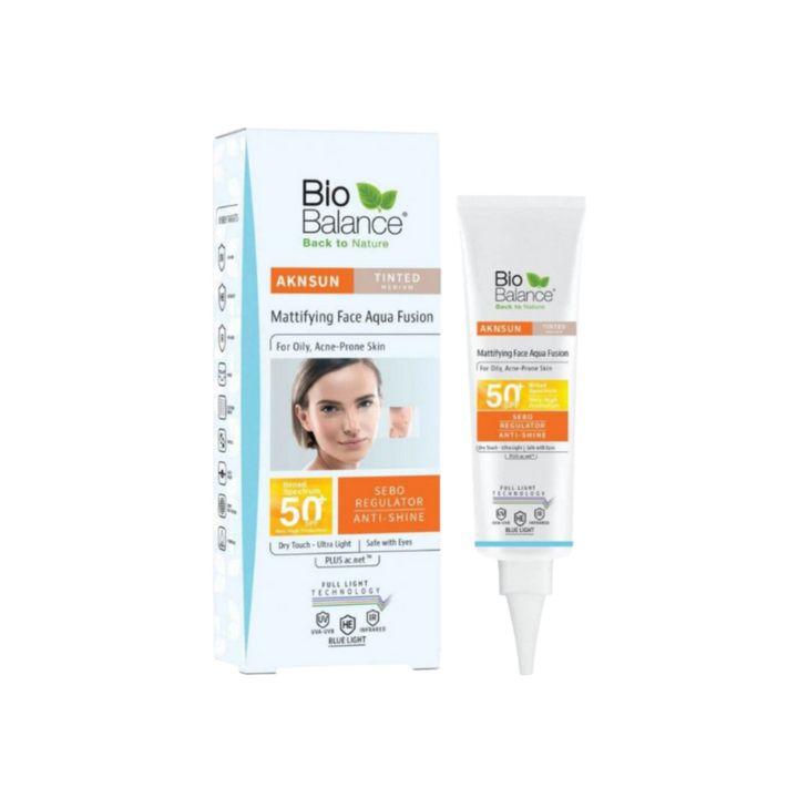 Bio Balance Aknsun Medium Tinted Mattifying Aqua Fusion SPF 50 Dry Touch - 40ml |بايو بالانس  واقي شمسي للبشرة الدهنية بعامل حماية 50 مع لون - 40 مل