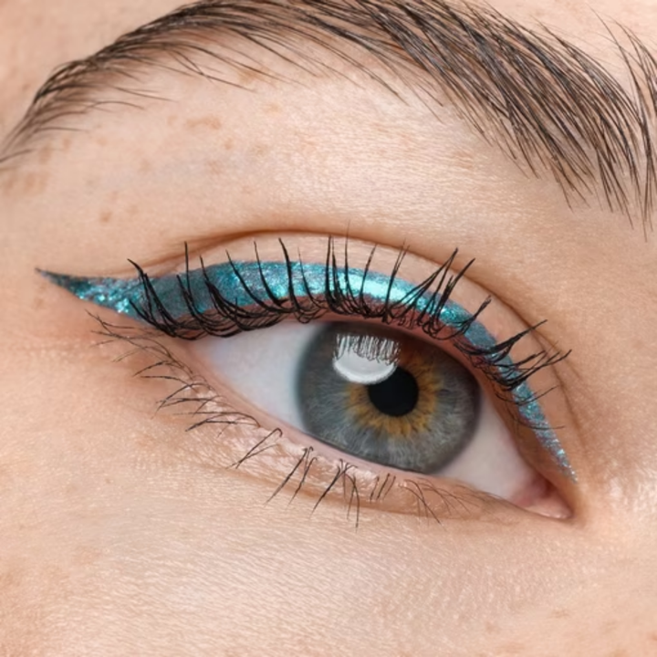 Catrice Space Glam Liquid Effect Eyeliner - 1.4ml | كاتريس ايلاينر سائلل - 1.4 مل