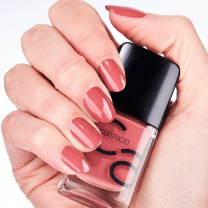 Catrice ICONails Gel Lacquer No. 10 | كاتريس صبغ أظافر