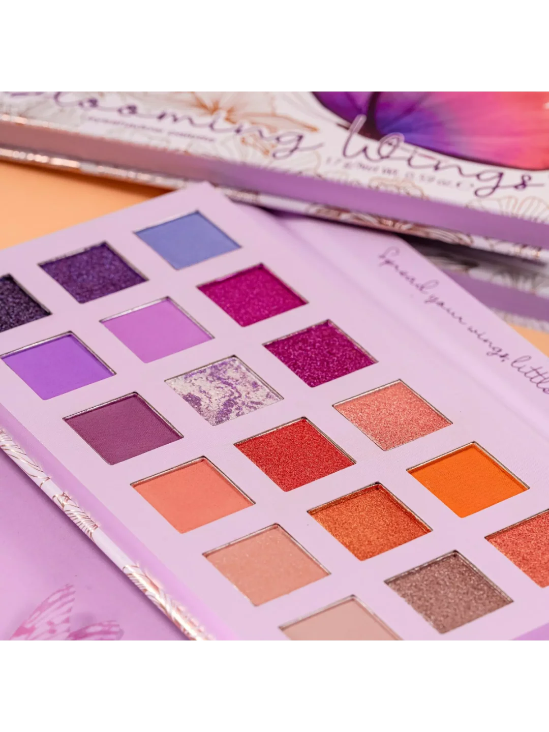 Essence Blooming Wings Eyeshadow Palette No.04 |ايسنس باليت ظلال العيون بلومينج وينجز رقم 04