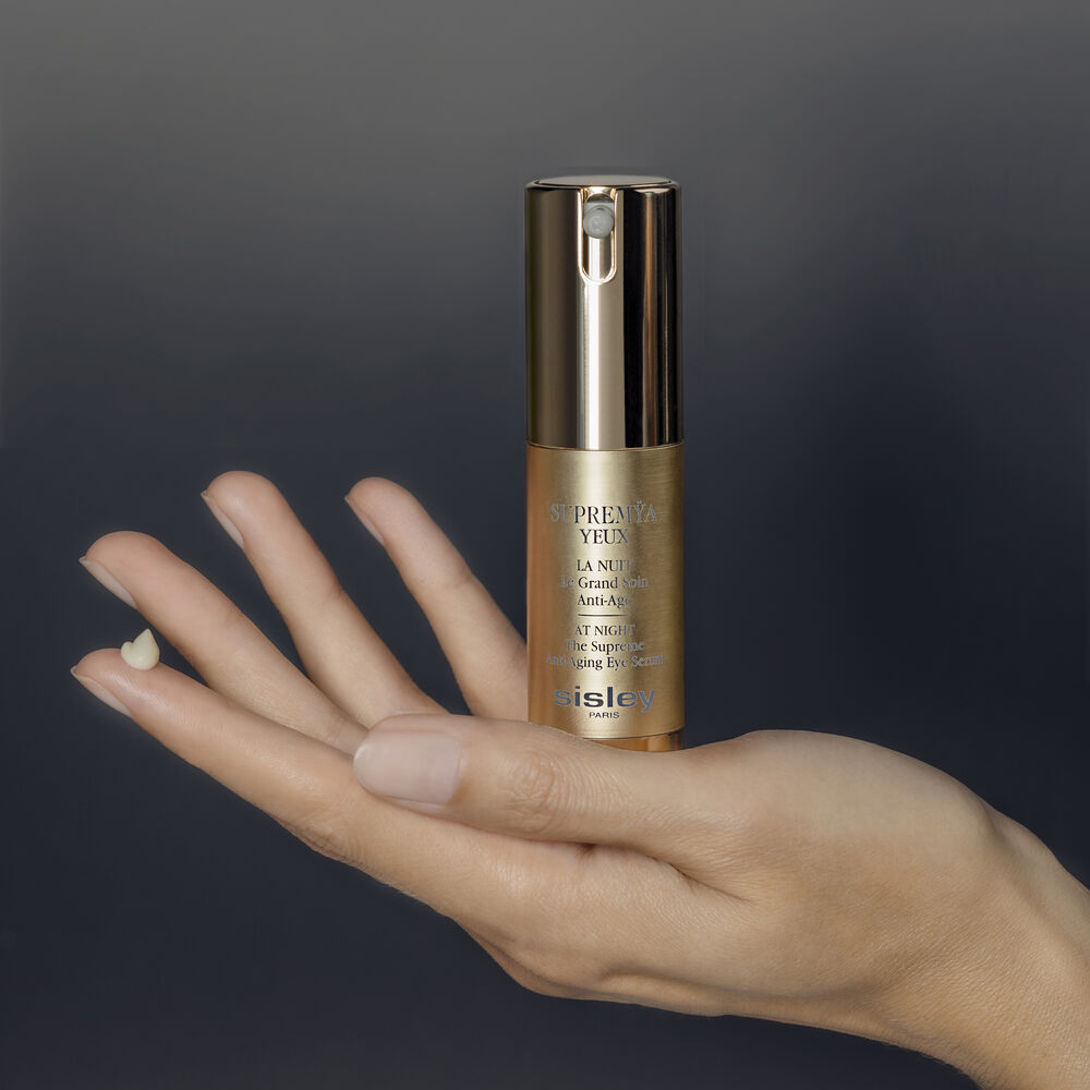 sisley At Night The Supreme Anti-Aging Eye Serum - 15ml | سيسلي كريم العين المضاد للشيخوخة - 15 مل