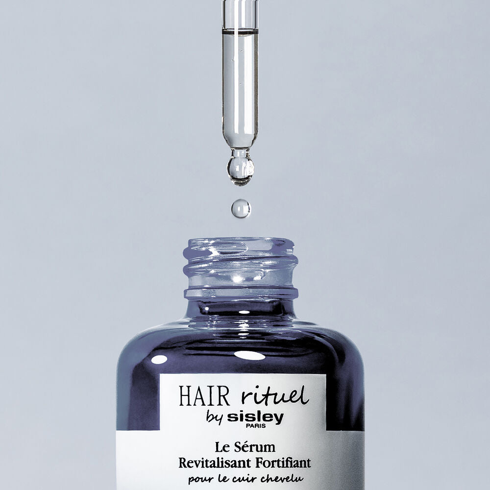 sisley Revitalizing Fortifying Serum For The Scalp - 60ml | سيسلي سيروم لتعزيز صحة فروة الرأس - 60 مل