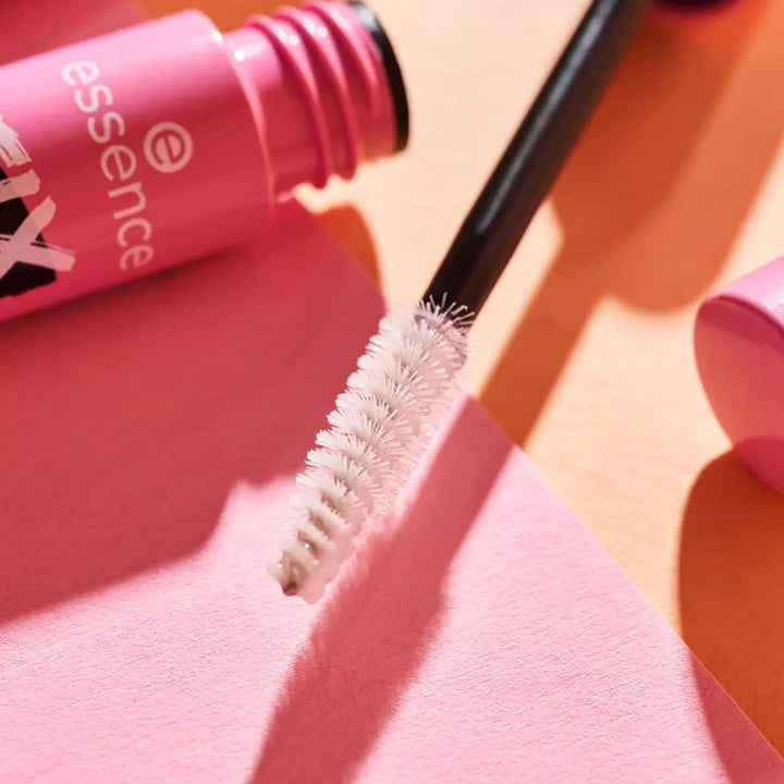 Essence Fix It Like A Boss Transparent Fixing Eyebrow Gel | ايسنس جل تصفيف الحواجب الشفاف -8.5 مل