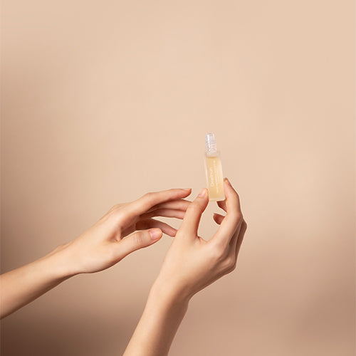 DearIrean Hand Nourishing Essence Oil - 8g | ديرارين زيت عطري لليدين - 8 غرام