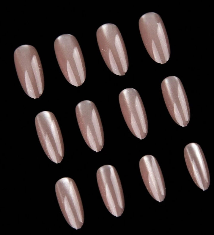 Added Cltre Collection | أظافر صناعية بلون وردي لامع