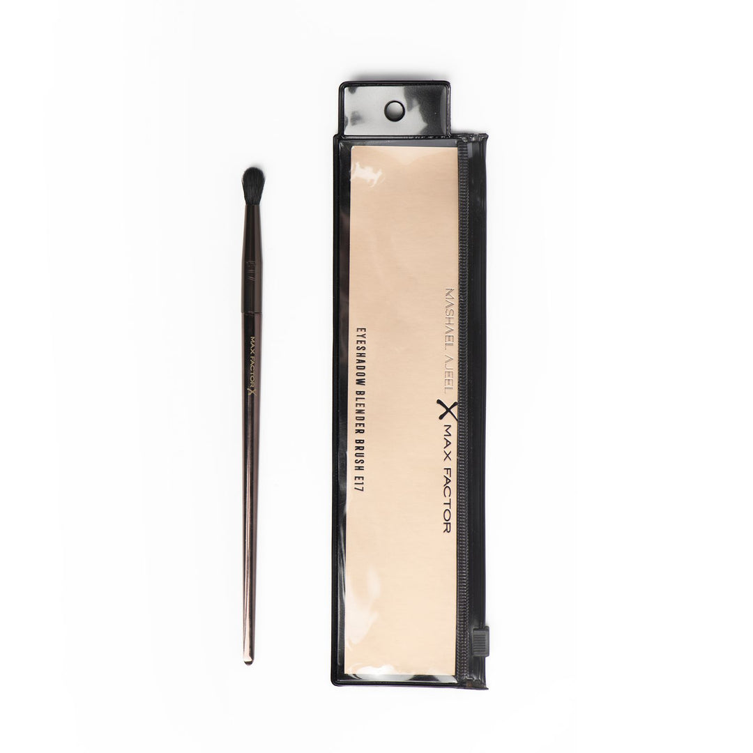 MAXFACTOR EyeShadow Precise Blending Brush E13 | ماكس فاكتر فرشاة دمج الاي شادو