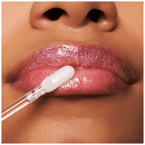 Essence Meta Glow multi-reflective lip gloss. No. 01 - 3ml | ايسنس غلوس للشفاه ميتا غلو رقم 01 - 3 مل
