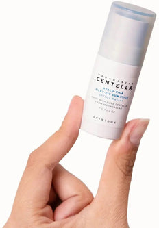 SKIN1004 Hyalu-Cica Silky-Fit Sun Stick Spf50 - 7g | سكين1004 ستيك واقي شمسي بالهيالورونيك و السينتيلا - 7 غرام