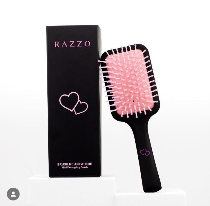 RAZZO Brush Me Anywher mini Wet & Dry | رازو مشط للشعر بحم صغير