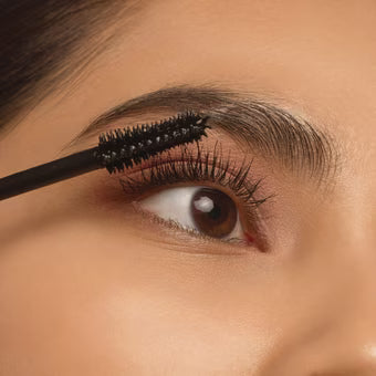 Essence Call Me Queen Dramatic Flash Lash Effect - 11.5ml | ايسنس ماسكارا مكثفة للرموش - 11.5 مل