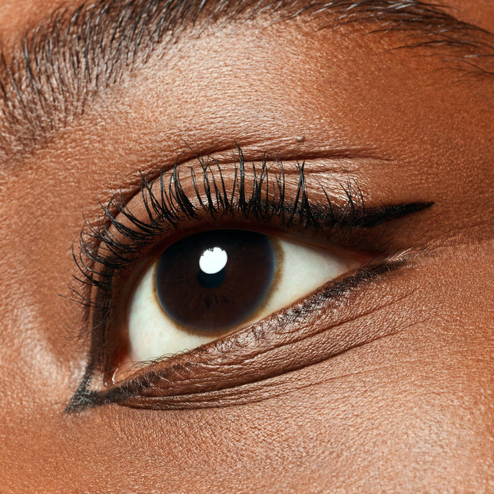 Essence line it like a PRO! liner - 1.2ml | ايسنس ايلاينر - 1.2 مل