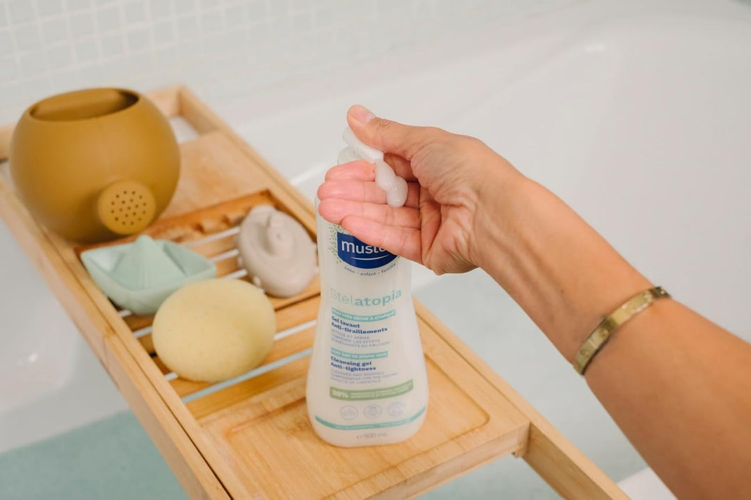 Mustela Cleansing Gel Soothing Discomfort - 200ml | موستيلا جل استحمام مهدئ للبشرة - 200 مل