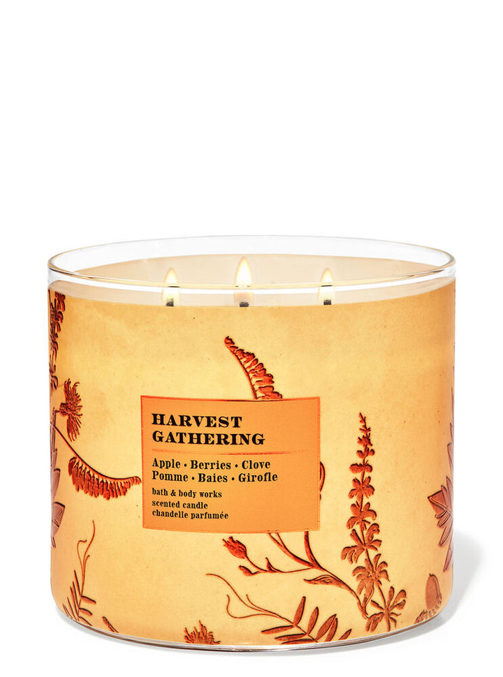 Bath & Body Works Scented Candle Made With Natural Essential Oils - 411g | باث اند بودي وركس شمعة معطرة مصنوعة من زيوت طبيعية - 411 غرام