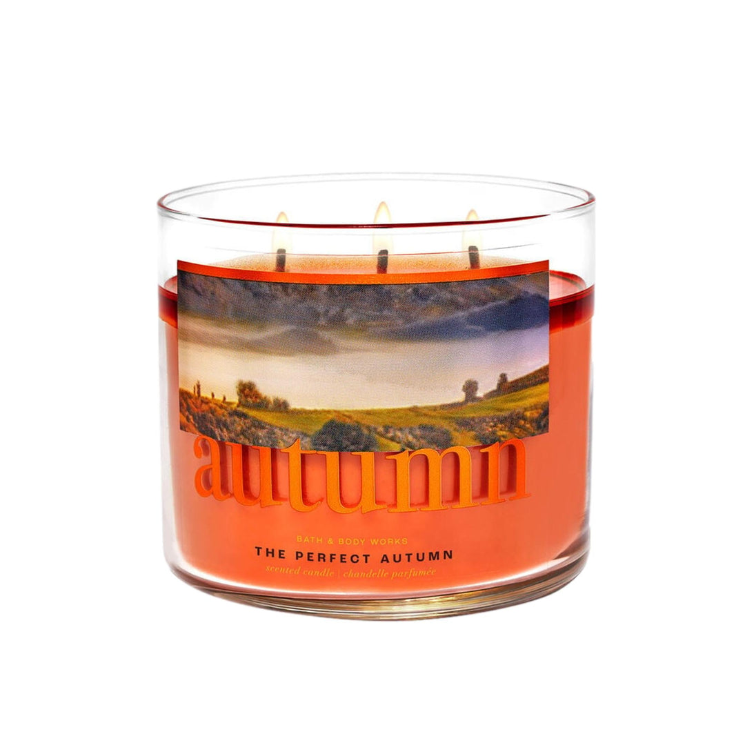 Bath & Body Works Scented Candle Made With Natural Essential Oils - 411g | باث اند بودي وركس شمعة معطرة مصنوعة من زيوت طبيعية - 411 غرام