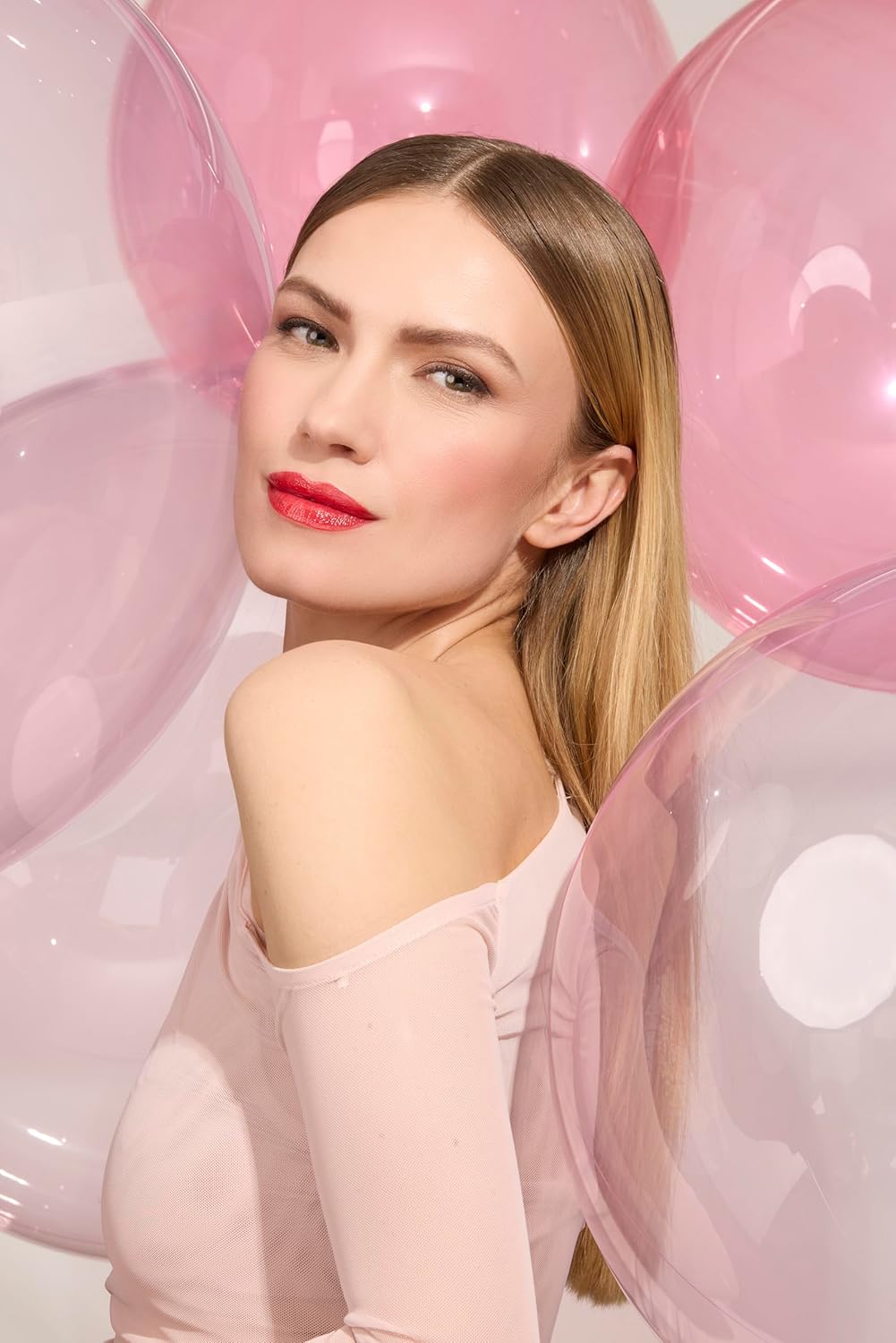 Deborah The Gloss No Transfer Shake LipGloss|  ديبورا غلوس شفاه سائل بلمعة