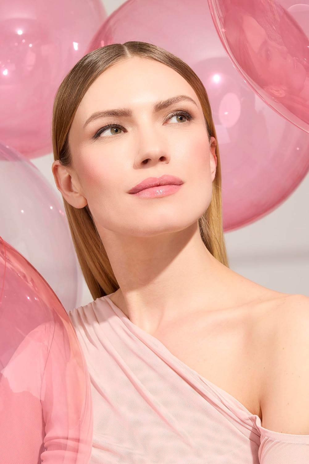 Deborah The Gloss No Transfer Shake LipGloss|  ديبورا غلوس شفاه سائل بلمعة