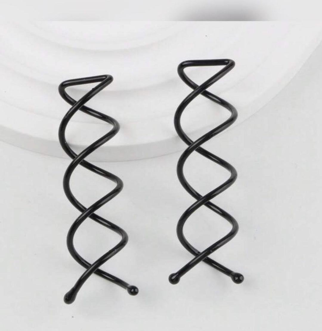 Hair clips in black brown gold and silver - 10 pieces in gold | مشابك شعراسود ،قهوه ،ذهب ،فضي - 10 قطع