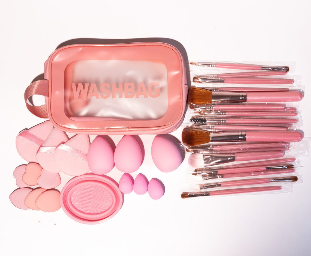 Set Brush & Spong & Bag small - 22x15x1 pcs | مجموعة فرش وإسفنج مع حقيبة صغيرة - 22x15x1 قطعة