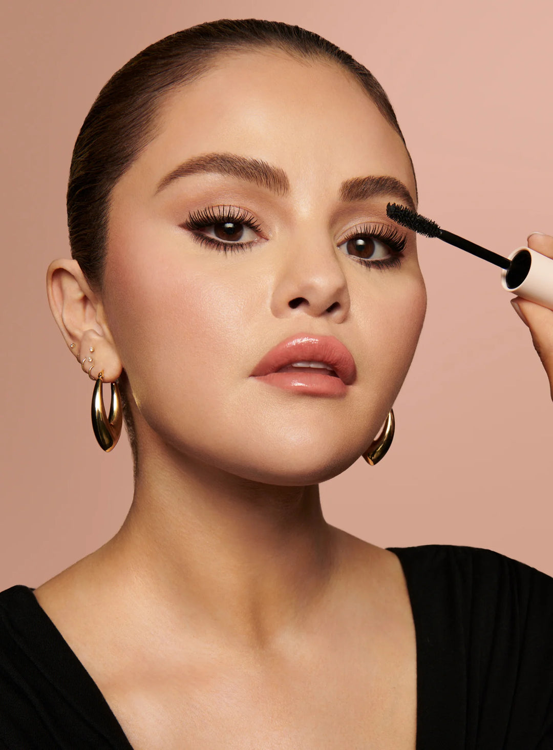 Rare Beauty Perfect Strokes Mascara Volume Universal - 13.5ml | رير بيوتي ماسكارا مكثفة للرموش - 13.5 مل