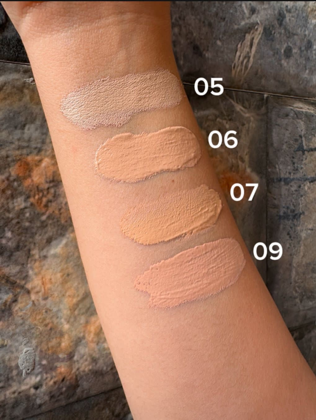 Make Up Factory Velvet Lifting Foundation - 30ml | ميكاب فاكتوري كريم اساس يشد البشرة - 30 مل