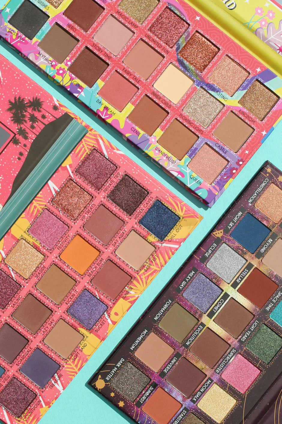 J. Cat Paleta Takeme Away Jcat Beauty - Cont. 21 Colores| جي كات باليت ظلال العيون