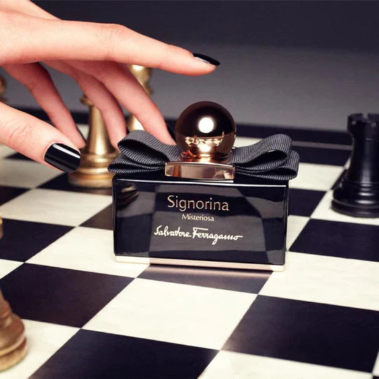 ايطاليا Signorina Misteriosa  EDP - 100ml | سالفاتور فيراغامو عطر سينيورينا ميستيريوسا  للنساء - 100 مل
