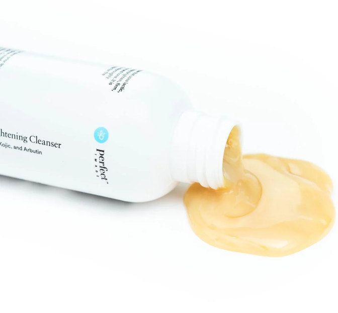 Perfect Image Hydro-GloTM Skin Brightening Cleanser - 120ml | بيرفكت إيمج غسول مفتح للوجه - 120 مل