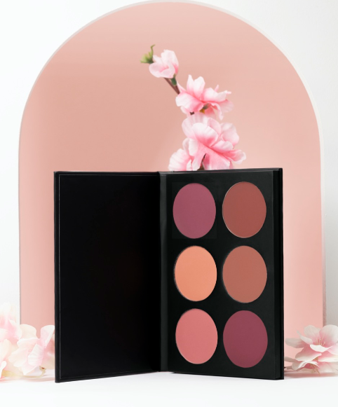 Essential BLUSH PRO HD palette FACE - 3,5x6 | اسينشالز باليت بلاش للخدود - 3*6