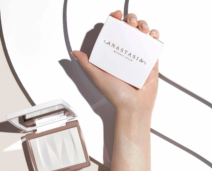 ANASTASIA BEVERLY HILLS Iced Out Highlighter - 11g | انستازيا هايلايتر بودرة - 11 غرام