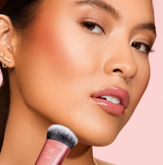 Real Techniques Face Base Makeup Brush Set - 4PCS | ريل تكنيك مجموعة فرش مكياج للوجه - 4 قطع