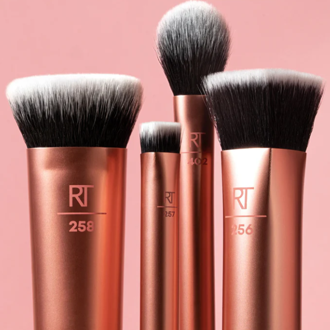 Real Techniques Face Base Makeup Brush Set - 4PCS | ريل تكنيك مجموعة فرش مكياج للوجه - 4 قطع