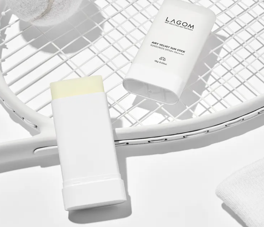 LAGOM Airy Velvet Sun Stick SPF50+ PA++++ - 18g | لاجوم ستيك واقي شمسي مخملي و خفيف spf50+ - 18 غرام