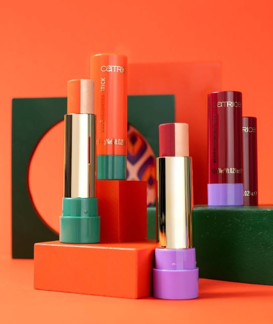 Catrice Generation Joy Blushlighter Stick - 8.5g | كاتريس بلاش و هايلايتر ستيك - 8.5 غرام