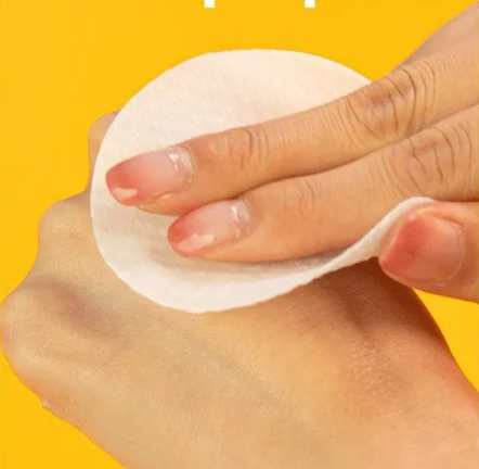 NEOGEN Carrot Deep Clear Remover Oil Pad - 60pads | نيوجين وسادات لتنقية الزيوت من الوجه بمستخلص الجزر - 60 قطعة