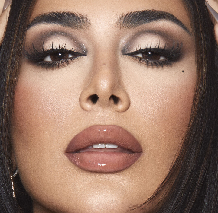 Huda Beauty Creamy Eyeshadow Palette - 8.22g | هدى بيوتي باليت كريمي اي شادو - 8.22 غرام