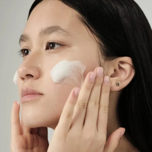 Ivatherm Aquafil Hydra Baslan Cleansing Foam - 160ml | ايفاثيرم غسول رغوي منظف لطيف للوجه - 160 مل