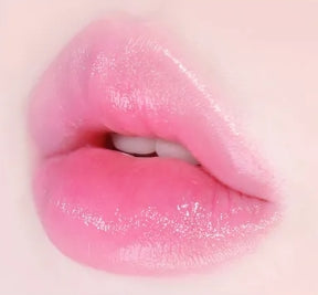 YNM Candy Honey Lip Balm | واي ان ام مرطب شفاه كاندي هاني