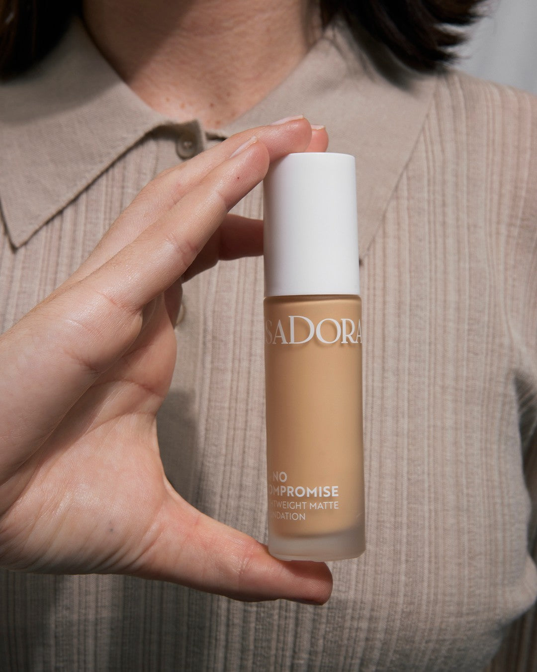 IsaDora The No Compromise Lightweight Matte Foundation - 30ml | ايزادورا كريم أساس غير لامع - 30 مل