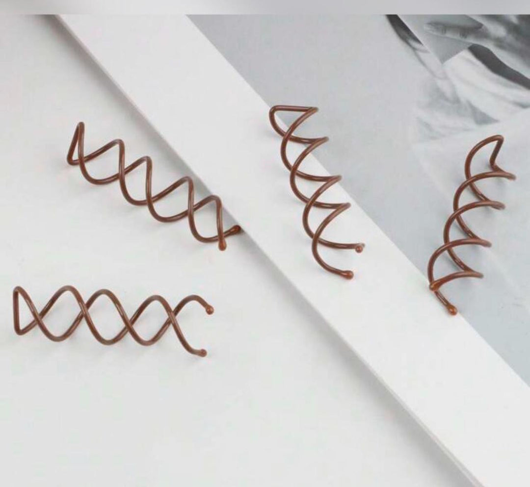 Hair clips in black brown gold and silver - 10 pieces in gold | مشابك شعراسود ،قهوه ،ذهب ،فضي - 10 قطع