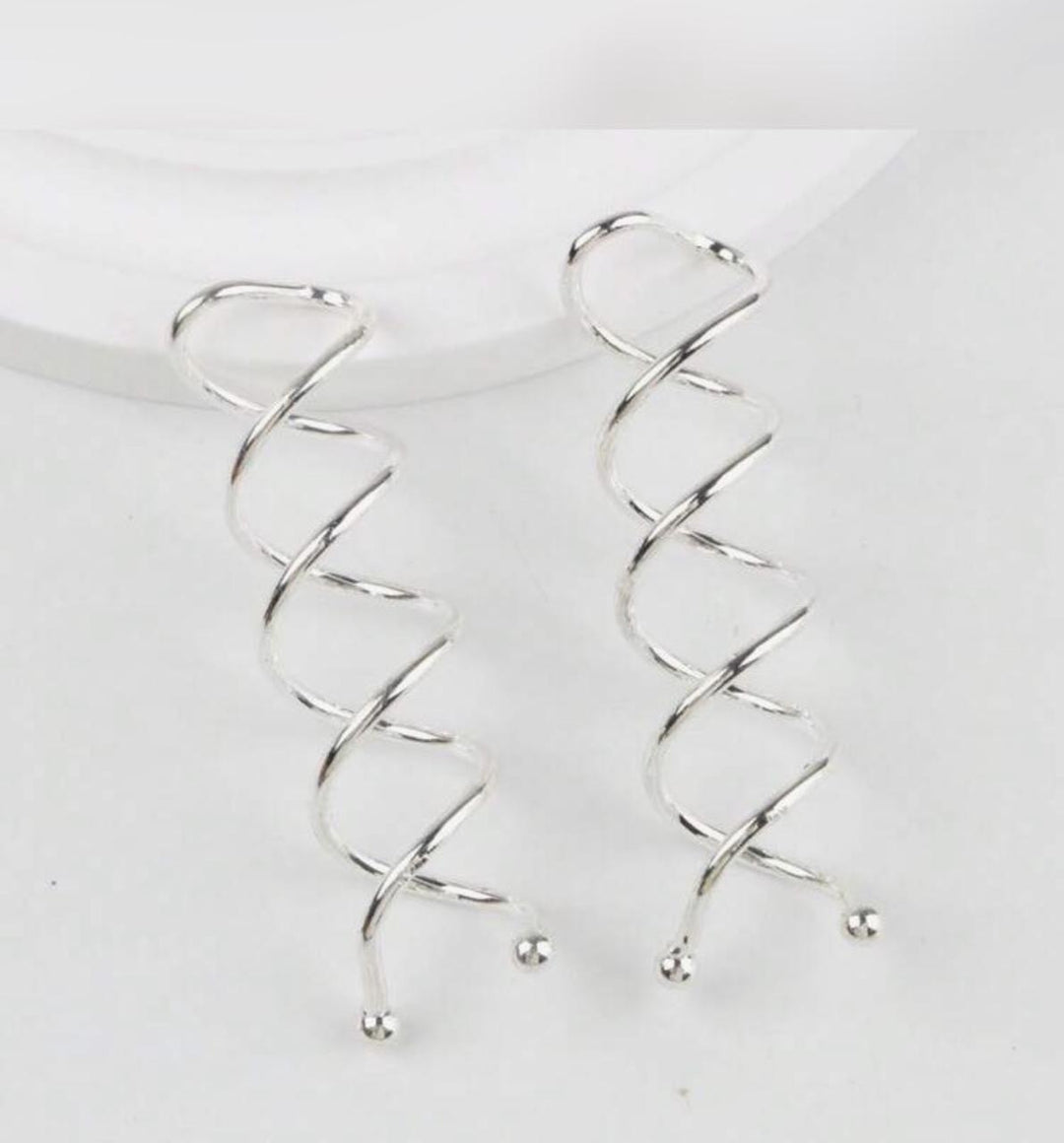 Hair clips in black brown gold and silver - 10 pieces in gold | مشابك شعراسود ،قهوه ،ذهب ،فضي - 10 قطع