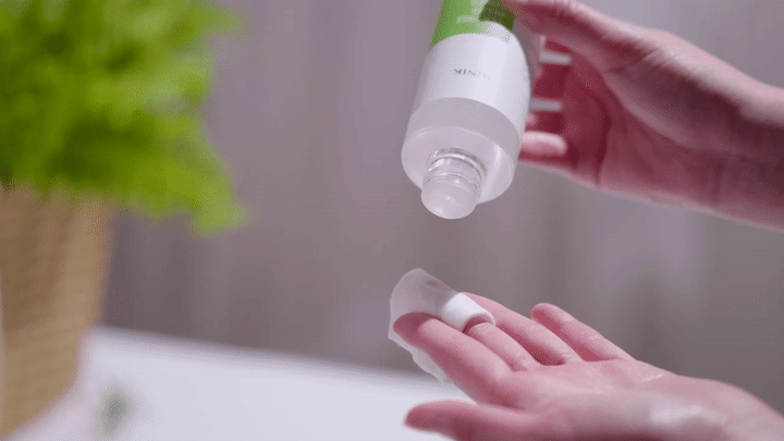 IUNIK Tea Tree Relief Toner - 200ml | تونر آيونيك تي تري ريليف – 200 مل