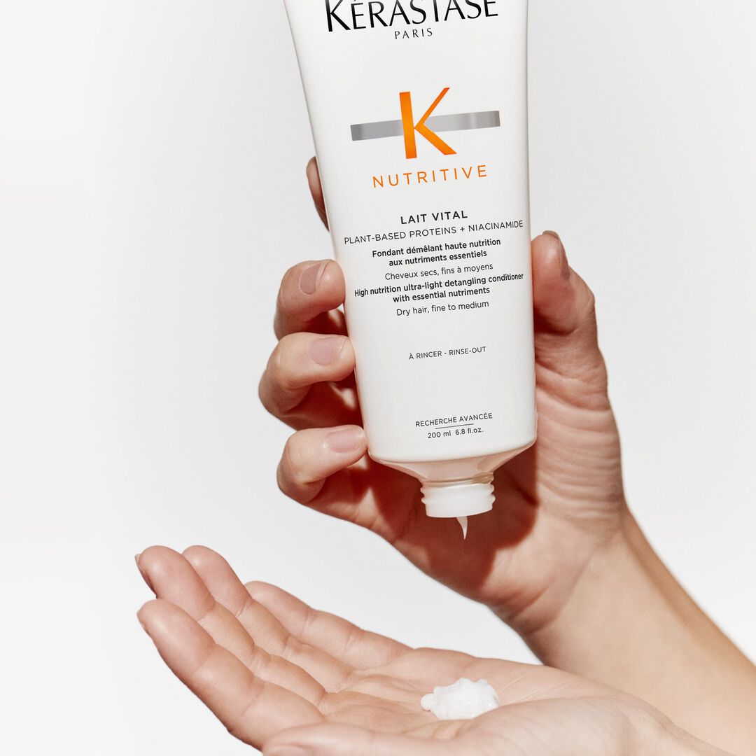 KÉRASTASE Nutritive Lait Vital High Ultra-Light Conditioner For Dry, Fine To Medium Hair - 200ml | كيراستاس بلسم خفيف للشعر الجاف, الخفيف و المتوسط - 200 مل