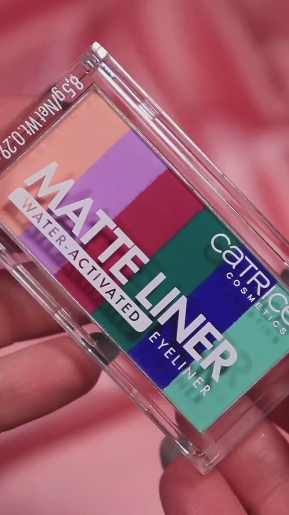 Catrice Matte Liner Water-Activated Eyeliner - 8.5g | كاتريس باليت ايلاينر مات - 8.5 غرام