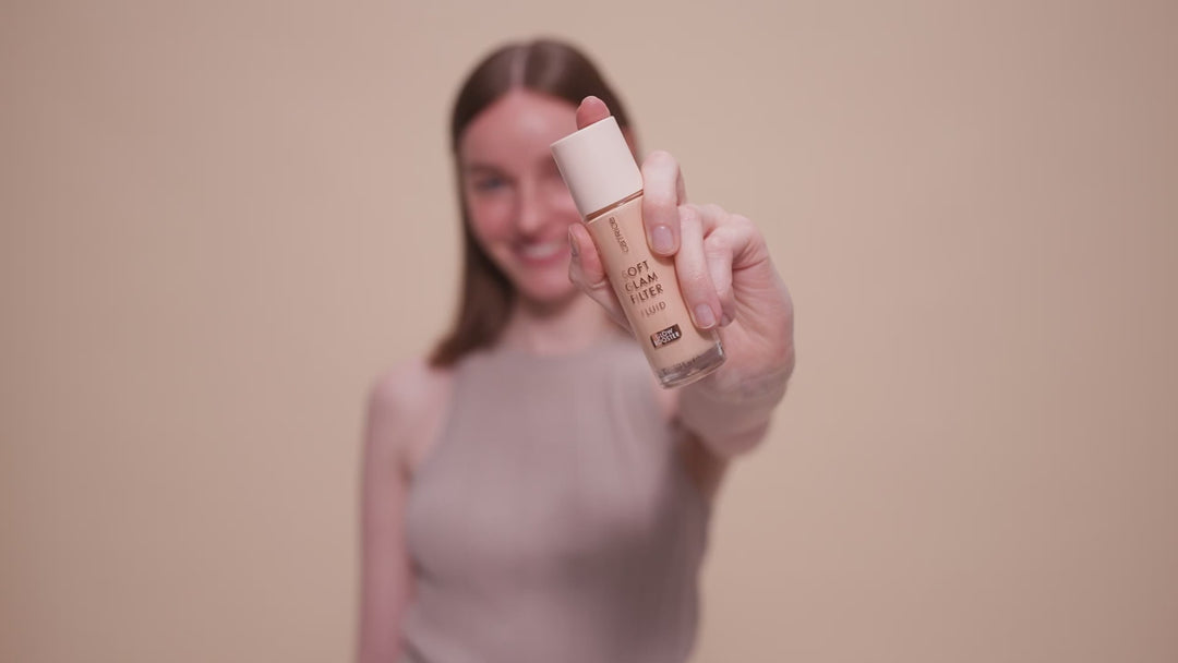Catrice Soft Glam Filter Fluid No.020 Light Medium | كاتريس برايمر سائل خافي للعيوب - رقم 020